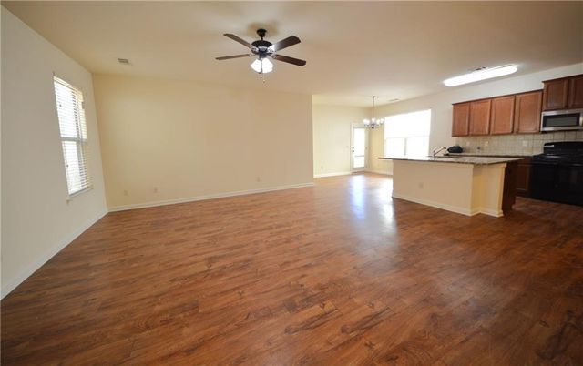 2119 Baywood Tree Lane, Snellville, GA 30078