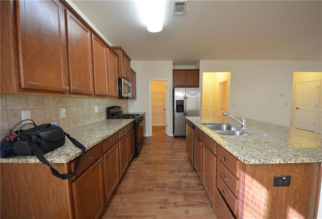 2119 Baywood Tree Lane, Snellville, GA 30078