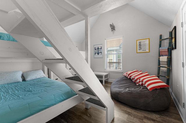 17812 Vera Cruz Boulevard, Galveston, TX 77554