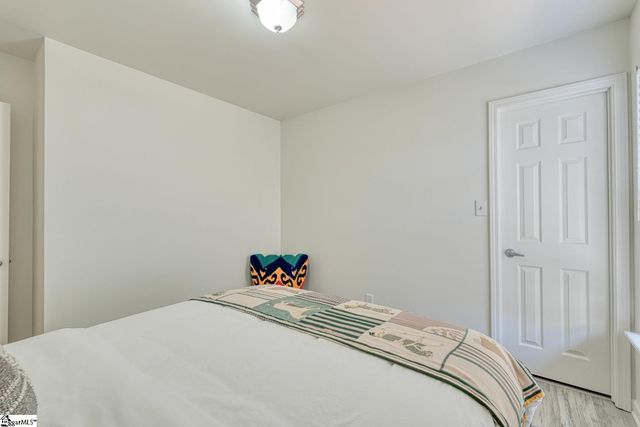921 Hollyhock Court, Boiling Springs, SC 29316