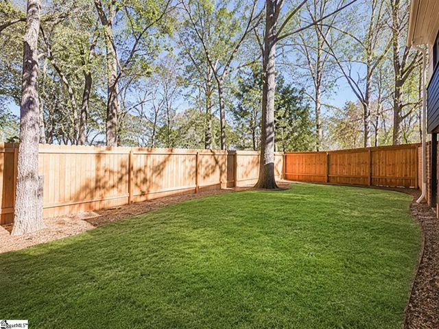 921 Hollyhock Court, Boiling Springs, SC 29316