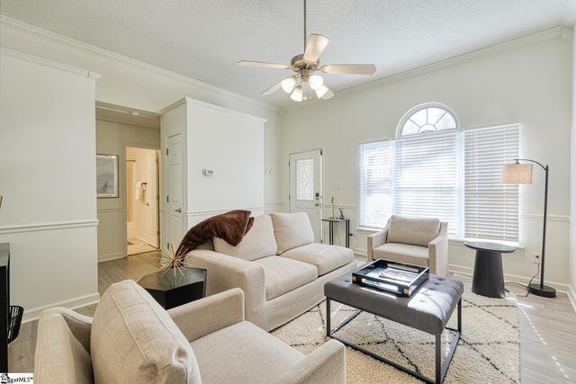 921 Hollyhock Court, Boiling Springs, SC 29316