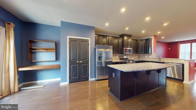 8102 GREENBELT STATION PKWY, Greenbelt, MD 20770