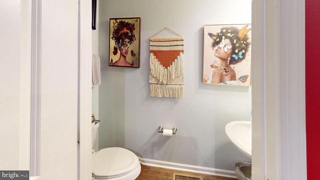 8102 GREENBELT STATION PKWY, Greenbelt, MD 20770