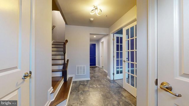 8102 GREENBELT STATION PKWY, Greenbelt, MD 20770