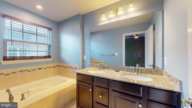 8102 GREENBELT STATION PKWY, Greenbelt, MD 20770