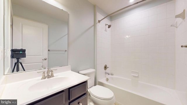 8102 GREENBELT STATION PKWY, Greenbelt, MD 20770