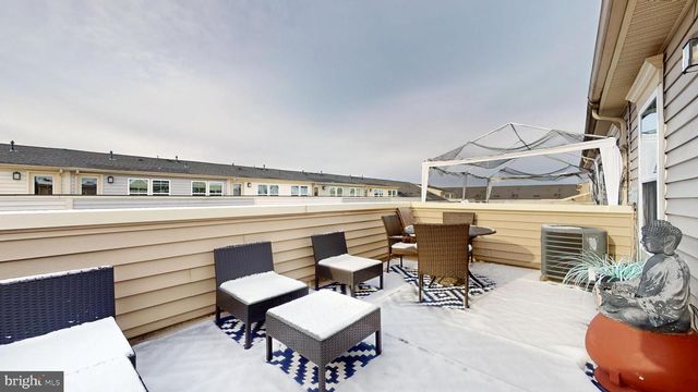 8102 GREENBELT STATION PKWY, Greenbelt, MD 20770