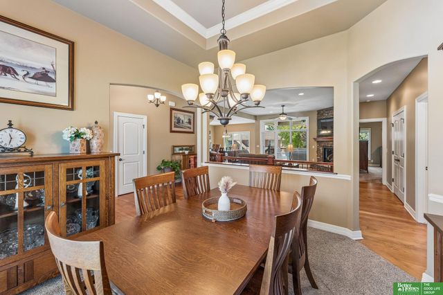 7608 Crawford Street, Papillion, NE 68046