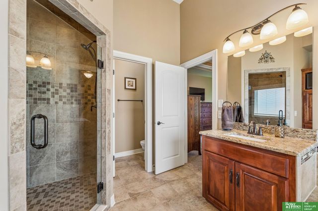 7608 Crawford Street, Papillion, NE 68046