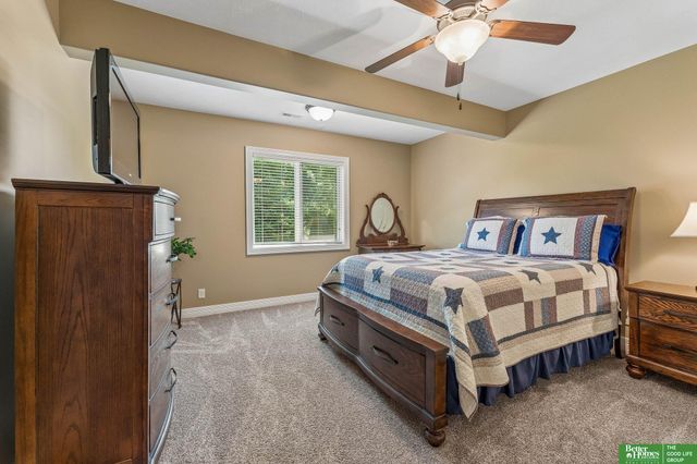 7608 Crawford Street, Papillion, NE 68046
