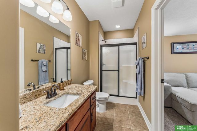 7608 Crawford Street, Papillion, NE 68046