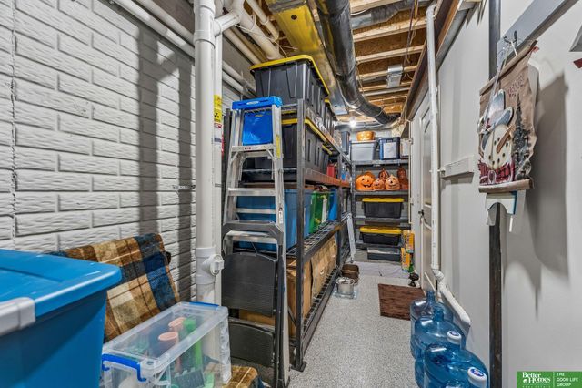 7608 Crawford Street, Papillion, NE 68046