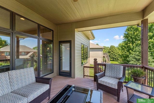 7608 Crawford Street, Papillion, NE 68046