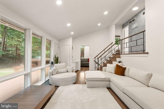 6322 BREN MAR DR, Alexandria, VA 22312