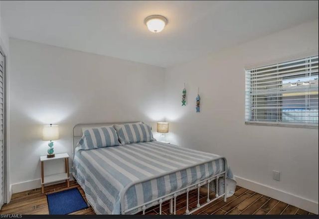 1780 Smugglers Cv Apt B, Naples, FL 34112