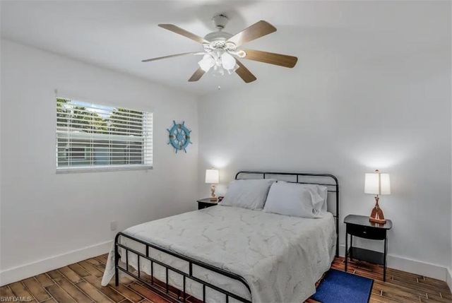 1780 Smugglers Cv Apt B, Naples, FL 34112