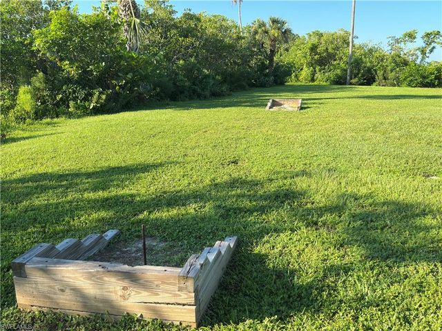 2205 Channel WAY, North Fort Myers, FL 33917