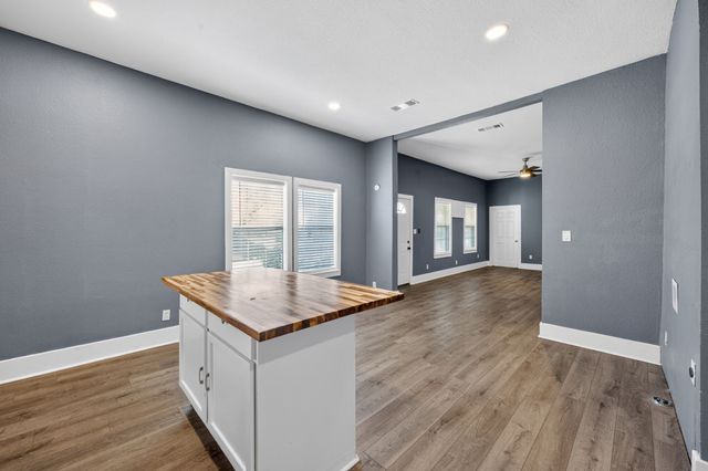 2200 N Hickory Street, Sherman, TX 75092