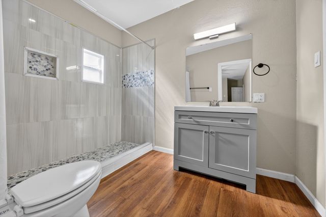 2200 N Hickory Street, Sherman, TX 75092