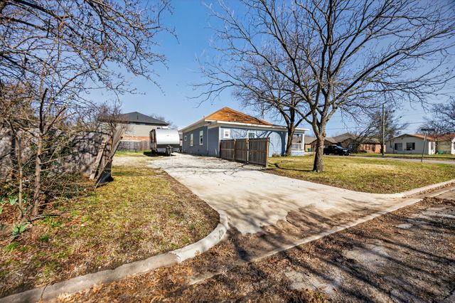 2200 N Hickory Street, Sherman, TX 75092