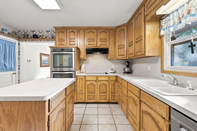 2126 County Road 1450, Bonham, TX 75418