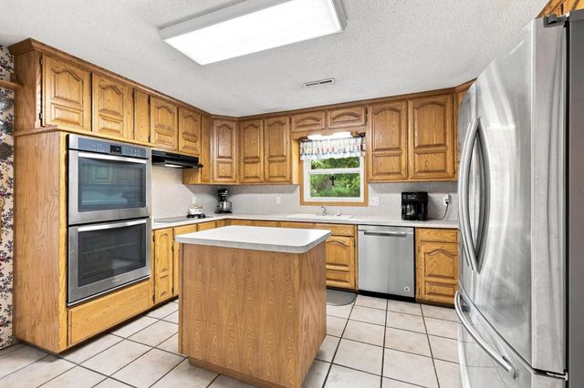 2126 County Road 1450, Bonham, TX 75418