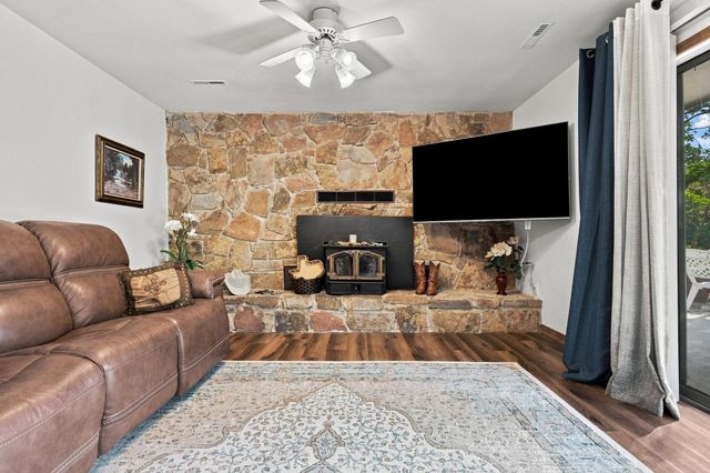 2126 County Road 1450, Bonham, TX 75418