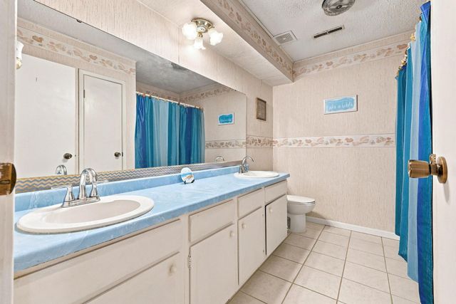 2126 County Road 1450, Bonham, TX 75418