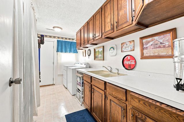 2126 County Road 1450, Bonham, TX 75418