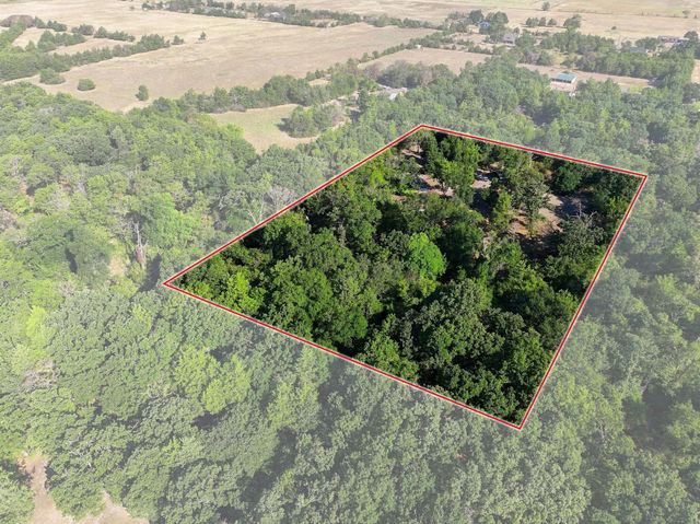 2126 County Road 1450, Bonham, TX 75418