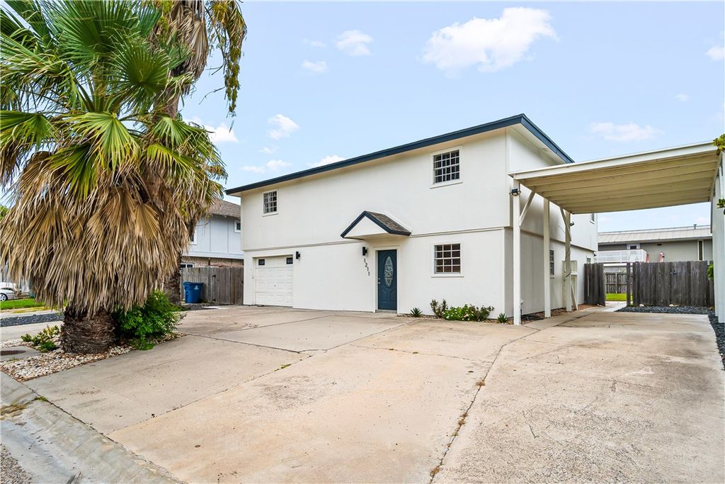 1211 Whispering Sands St, Port Aransas, TX 78373 — photo 4