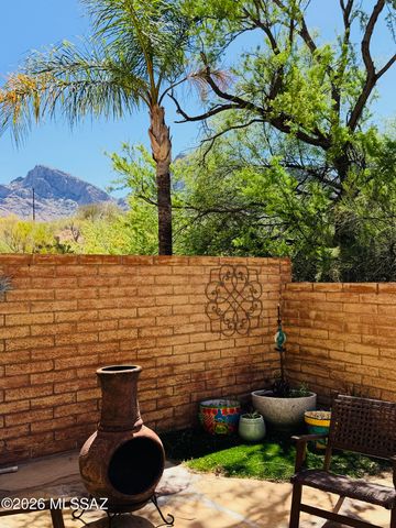 272 E Southern Pines Drive, Oro Valley, AZ 85737