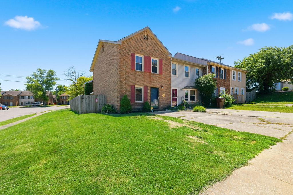 112 Strawberry Lane, Nicholasville, KY 40356