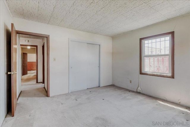 2120 E 20th Street, National City, CA 91950