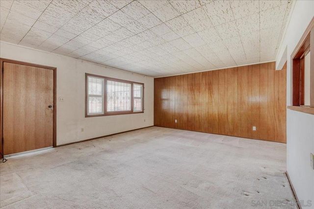 2120 E 20th Street, National City, CA 91950