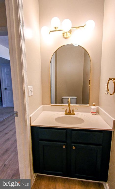 Image 6 of property listing at 1004 GRANITE CT, Salisbury, MD 21804