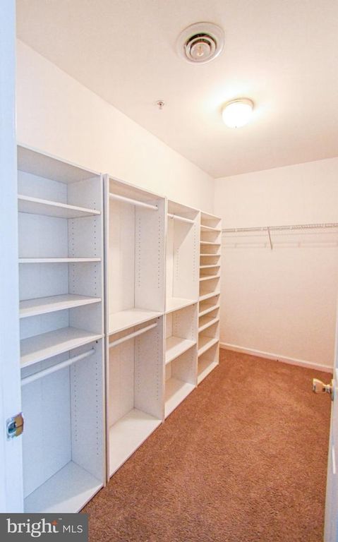 Image 9 of property listing at 1004 GRANITE CT, Salisbury, MD 21804