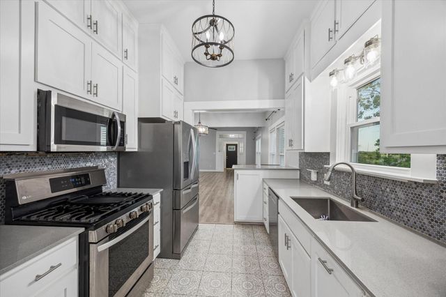 10347 Pless Rd, Cat Spring, TX 78933