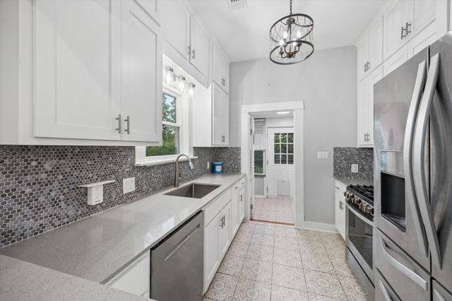 10347 Pless Rd, Cat Spring, TX 78933