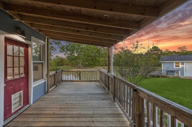 10347 Pless Rd, Cat Spring, TX 78933