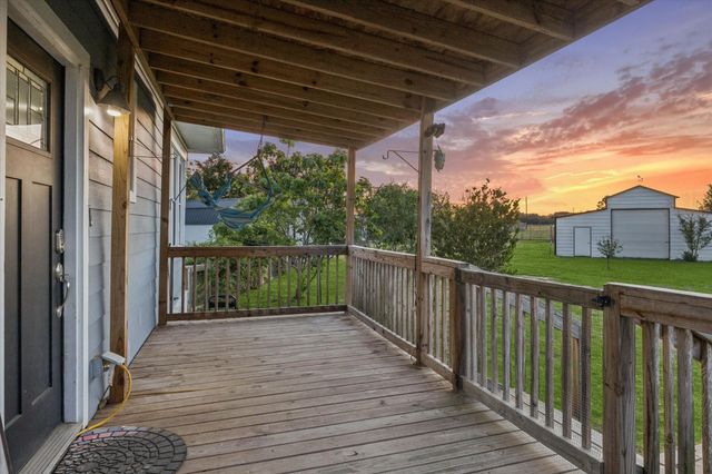 10347 Pless Rd, Cat Spring, TX 78933
