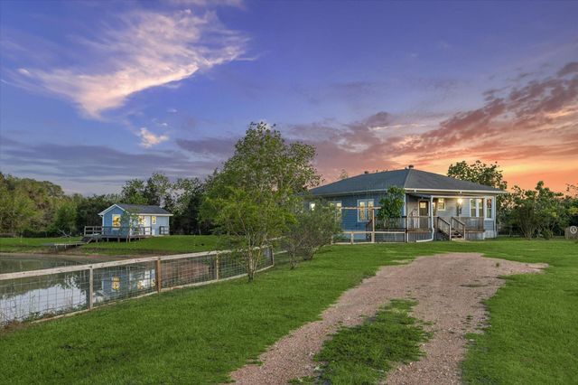 10347 Pless Rd, Cat Spring, TX 78933