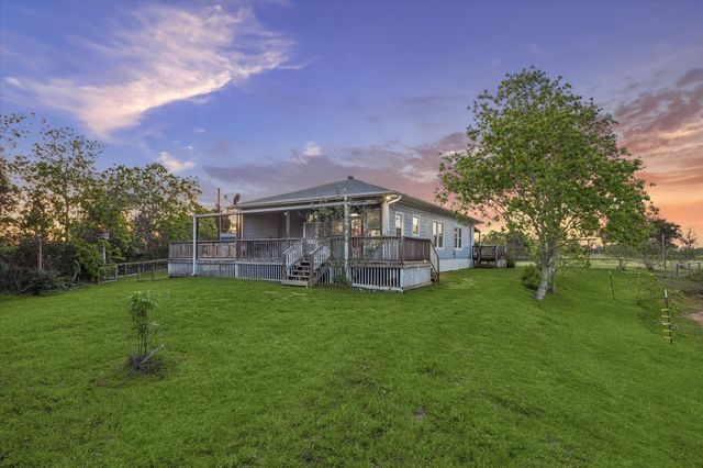 10347 Pless Rd, Cat Spring, TX 78933
