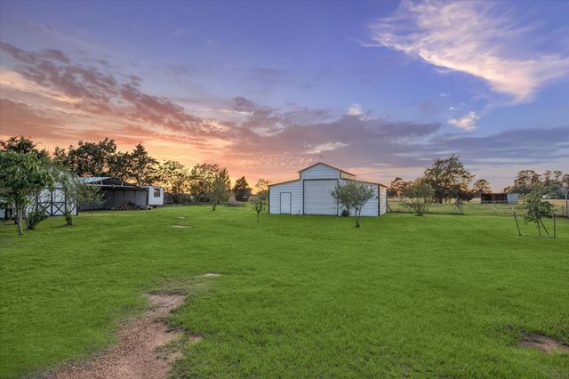 10347 Pless Rd, Cat Spring, TX 78933