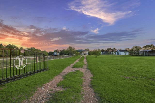 10347 Pless Rd, Cat Spring, TX 78933