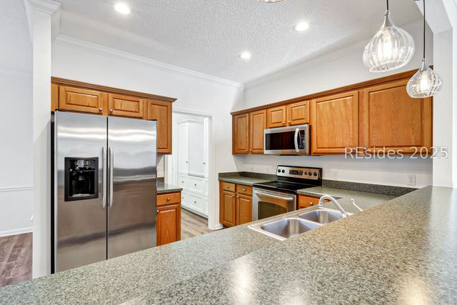 18 French Garden Ln, Bluffton, SC 29909