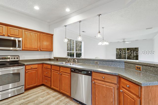 18 French Garden Ln, Bluffton, SC 29909