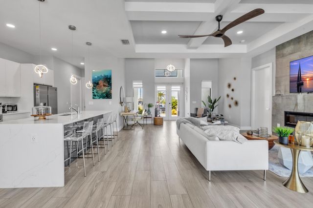 115 NW 33rd Avenue, Matlacha, FL 33993