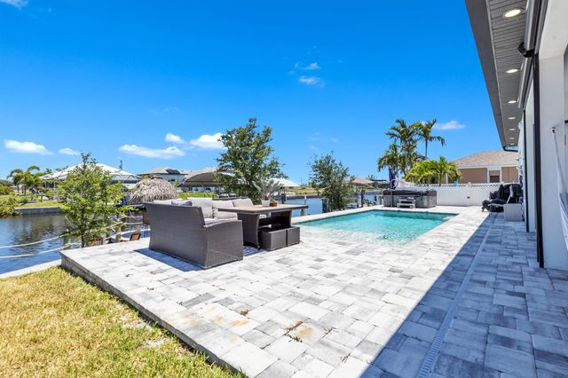 115 NW 33rd Avenue, Matlacha, FL 33993